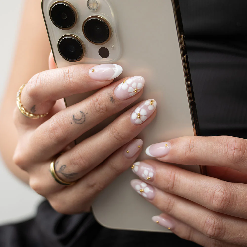 Silver and Gold Charms Nail Art Set - Image 4